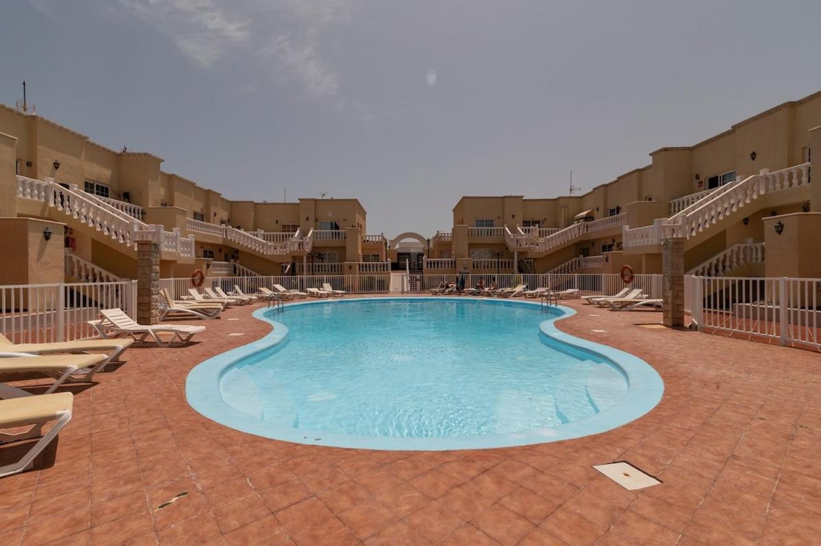 Nuevo!!! Recién Reformado Con Piscina Y Parking *